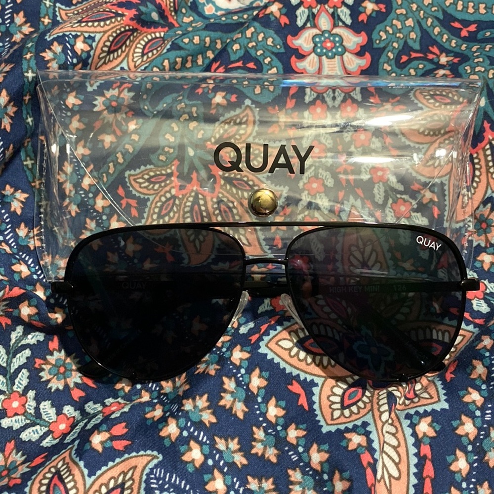 Quay High Key mini